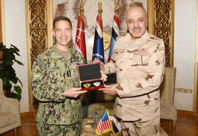 الفريق أحمد خليفة رئيس أركان حرب القوات المسلحة يلتقى قائد القيادة المركزية الأمريكية