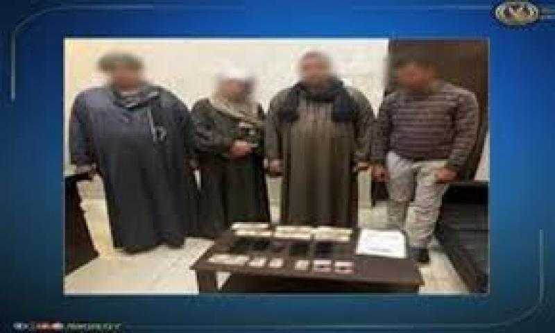 ضبط 19 شخصًا لتوزيعهم رشاوى انتخابية وكروت دعاية لتوجيه الناخبين بسوهاج والبحيرة وأسيوط