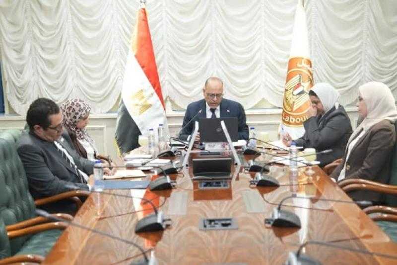 وزير العمل يعقد اجتماعًا مع مسؤولي البنك الدولي لبحث الملفات ذات الاهتمام المشترك