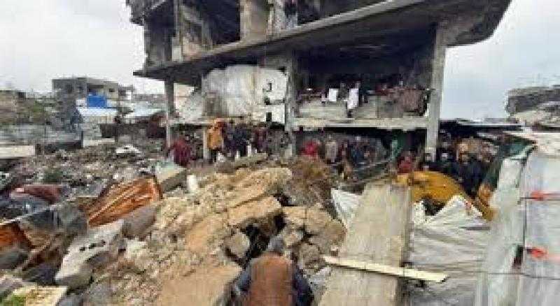 المكتب الاعلامي الحكومي بغزة: انهيار 13 منزلا وغرق 27 ألف خيمة بسبب المنخفض الجوي