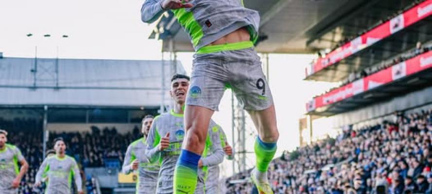 مانشستر سيتي يفوز على كريستال بالاس بنتيجة3-0 في الدوري الإنجليزي