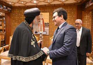 البابا تواضروس  يستقبل وزير الثقافة للتهنئة بالعيد