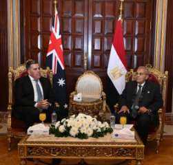 رئيس مجلس الشيوخ يؤكد عمق العلاقات التاريخية بين مصر وأستراليا رئيس مجلس الشيوخ يؤكد عمق العلاقات التاريخية بين مصر وأستراليا