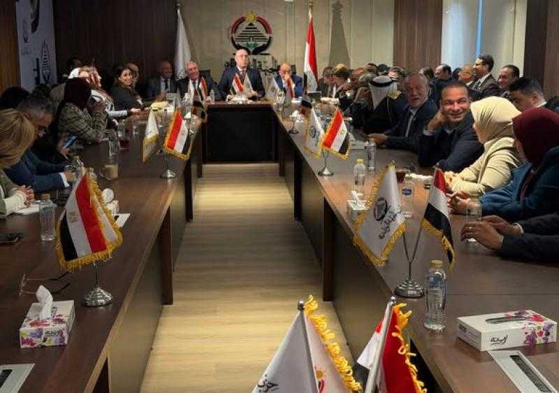 رئيس الجبهة الوطنية: الهيئة البرلمانية للحزب تمثل قوة مؤثرة يجب استثمارها بما يعود بالنفع على الوطن والمواطن