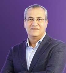 النقد حق… لكن الهجوم الممنهج مجحف ‘ علي محمد علي يستحق الإنصاف ” بقلم فوزي بدوي