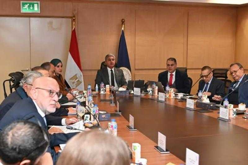 وزير السياحة والآثار يترأس اجتماع مجلس إدارة الهيئة المصرية العامة للتنشيط السياحي