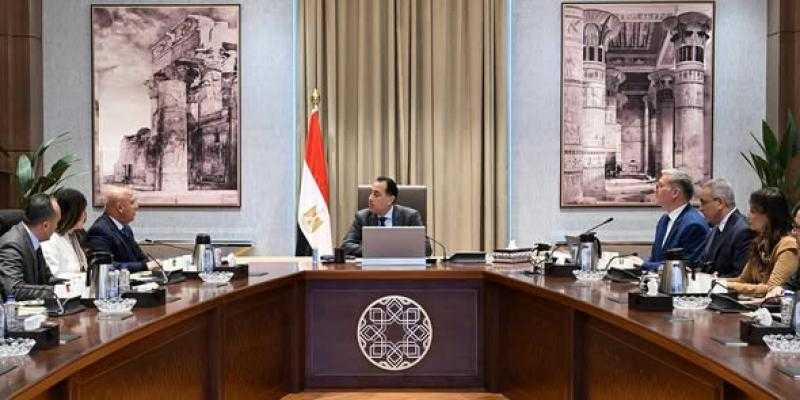رئيس الوزراء يستعرض جهود تعظيم الاستفادة من الخامات التعدينية والمحجرية في مصر