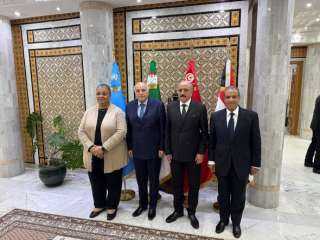 وزير الخارجية يجري مشاورات في  تونس مع نظيريه التونسي والجزائري والمبعوثة الأممية حول مسار التسوية في ليبيا