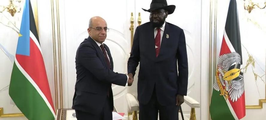 السفير المصري الجديد يقدم أوراق اعتماده إلى رئيس جنوب السودان