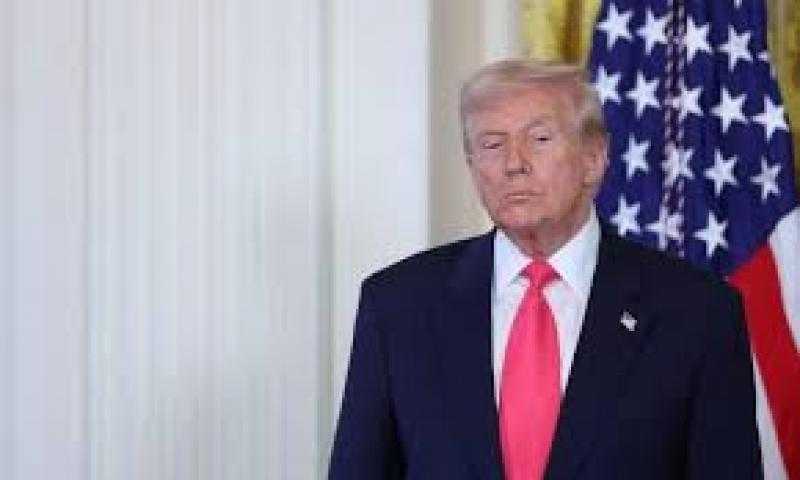 ترامب: الخيار الدبلوماسي لا يزال مطروحًا مع إيران