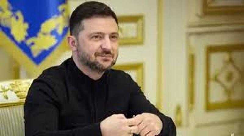 زيلينسكي: اجتماع ثلاثي يضم أوكرانيا والولايات المتحدة وروسيا قد يُعقد في أول فبراير المقبل