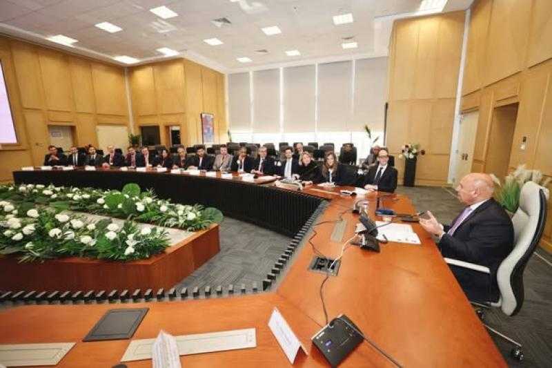 وزير الصناعة والنقل يلتقي سفير النمسا بالقاهرة ووفود 10 رؤساء ومديري كبرى الشركات النمساوية