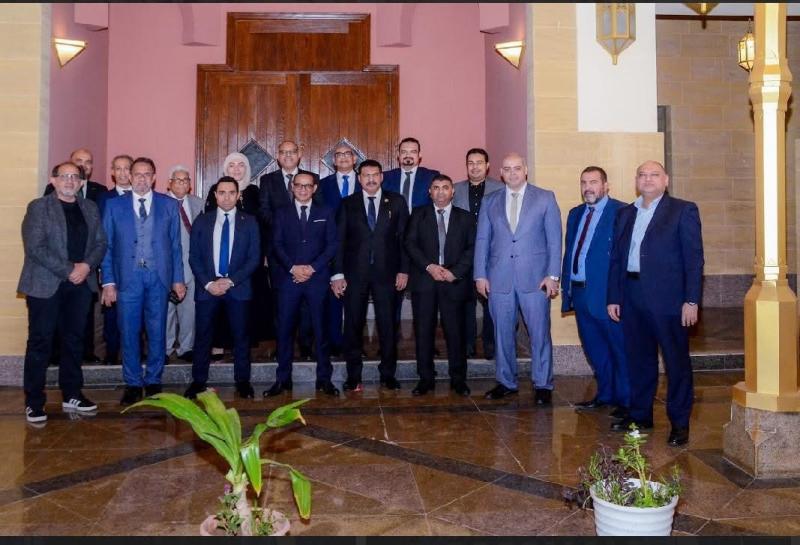 وزير العمل يعقد لقاءً مع ممثلي الجالية المصرية والمستثمرين في جدة