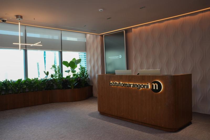 معهد مارانجوني الرياض يعلن اختيار سارة سوزاني ماينو مرشدةً لبرنامج الهوية التجارية والسرد القصصي