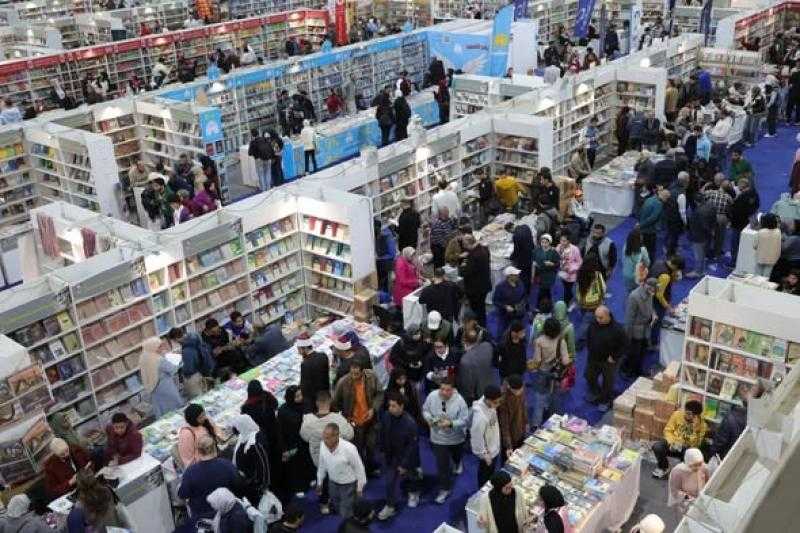 معرض القاهرة الدولي للكتاب يقترب من 6 ملايين زائر ويحقق رقمًا قياسيًا غير مسبوق خلال دوراته الـ56 الماضية