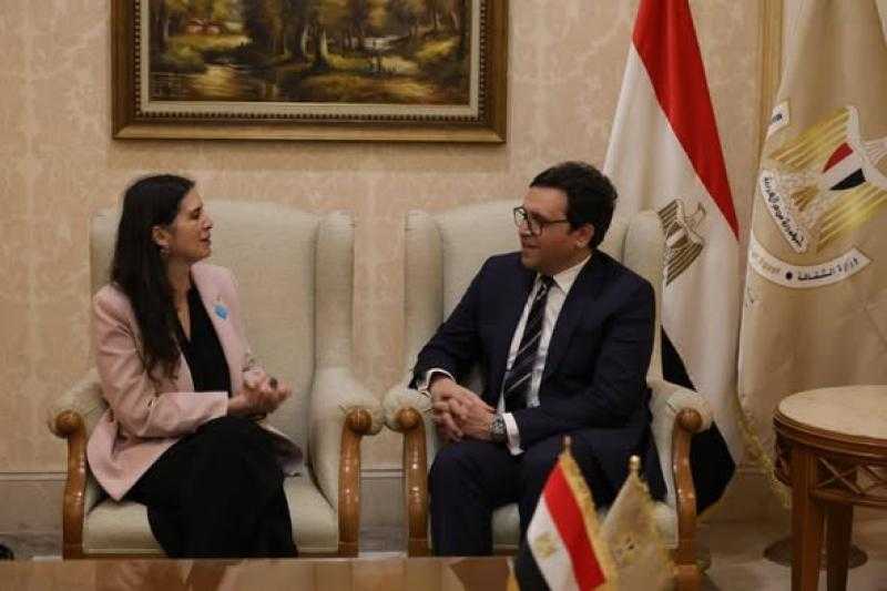وزير الثقافة يلتقي ممثلة اليونيسف في مصر لبحث إقامة أول معرض كتاب للطفل وإطلاق مبادرة لمواجهة العنف الإلكتروني