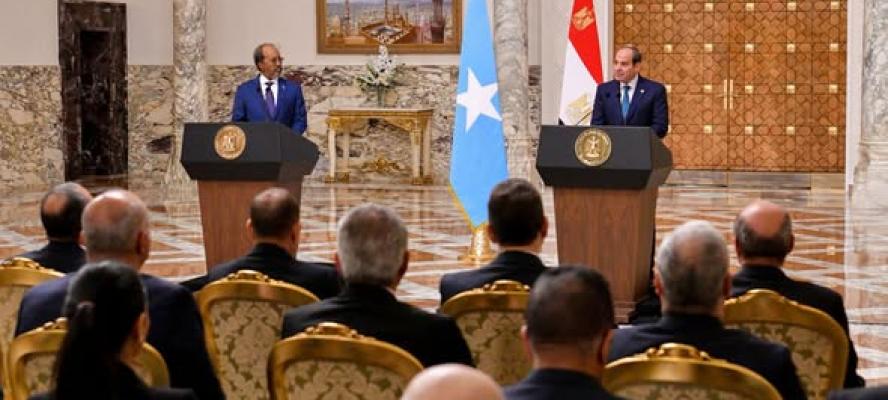 الرئيس السيسي: تنامي وتيرة الزيارات بين مصر والصومال يعكس عمق وخصوصية العلاقات التاريخية