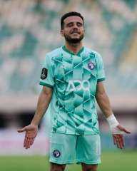 بيراميدز يدك شباك ريفرز برباعية قاسية في عقر داره