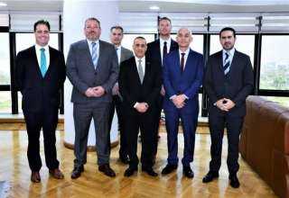 وزير الطيران المدني يلتقي وفد إدارة الطيران الفيدرالي الأمريكية (FAA) وإشادة أمريكية بمنظومة السلامة والرقابة لسلطة الطيران المدني المصري