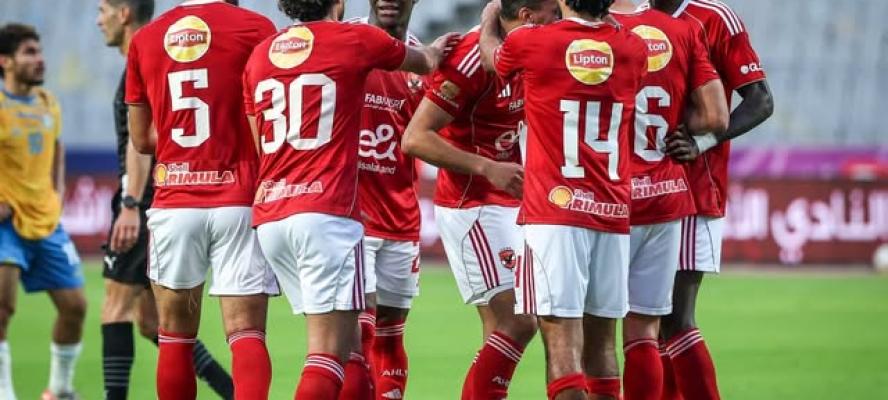 الأهلي يفوز على الإسماعيلي بثنائية دون رد