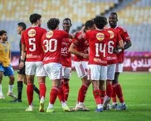 الأهلي يفوز على الإسماعيلي بثنائية دون رد
