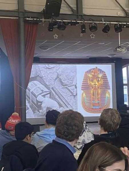 برلين تستضيف ”حائط المعرفة توت عنخ آمون” بالتعاون مع مكتبة الإسكندرية