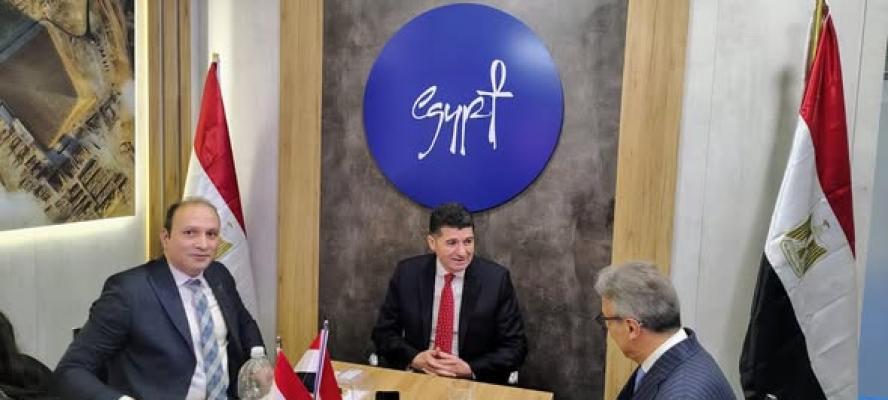 القنصل المصري بميلانو: إقبال كبير على الجناح المصري ببورصة السياحة الدولية