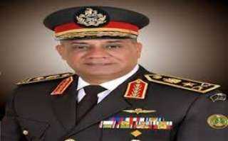 الفريق أشرف سالم زاهر  وزير الدفاع والإنتاج الحربي .. مسيرة عسكرية حافلة