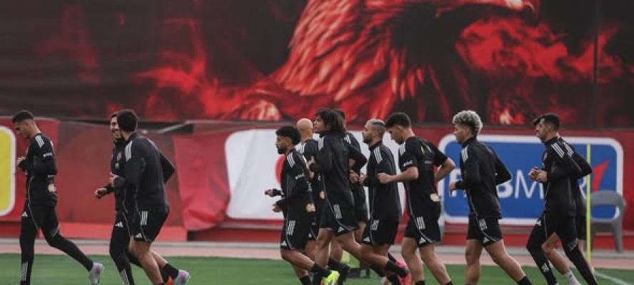 إمام عاشور يشارك في التدريبات الجماعية للأهلي بعد انتهاء إيقافه استعدادا لمواجهة الجيش الملكي