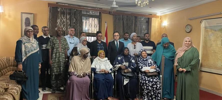 السفير المصري يلتقي مع الجالية المصرية في مالي