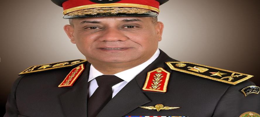 وزير الدفاع: مسيرة العطاء في القوات المسلحة سلسلة متصلة يُكمل فيها كل جيل ما بدأه من سبقوهم