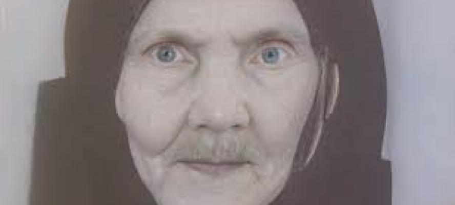 وفاة المعمرة الحاجة عزيزة الشاذلى عن عمر 104 أعوام فى مركز بسيون بالغربية