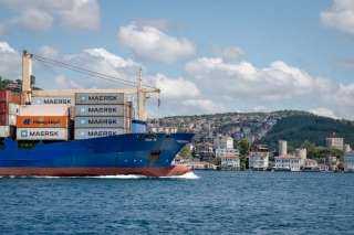 ”فاينانشيال تايمز”: تعريفة ترامب العالمية تربك الحلفاء وتمنح الصين والبرازيل أفضلية غير متوقعة