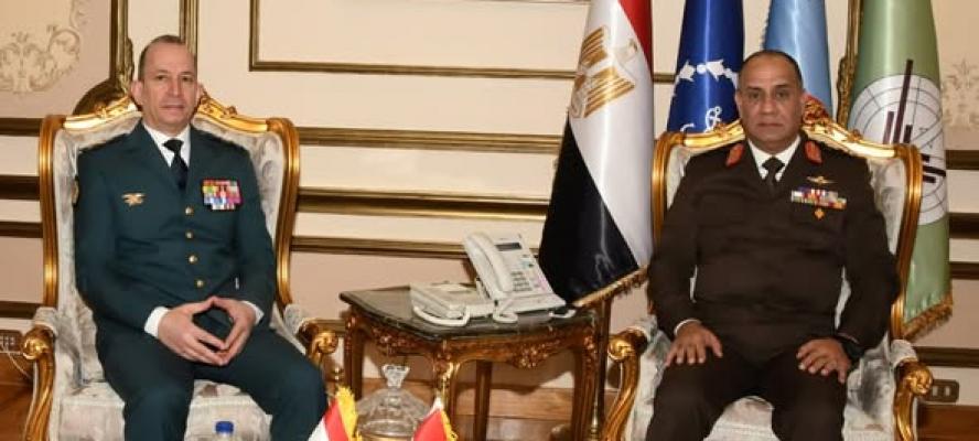 الفريق أشرف سالم زاهر يلتقي قائد الجيش اللبناني