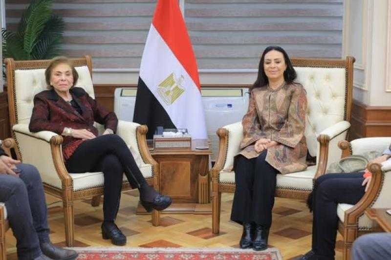 وزيرة التضامن الاجتماعي تلتقي وفد مهرجان أسوان الدولي لأفلام المرأة لبحث استعدادات الدورة العاشرة للمهرجان