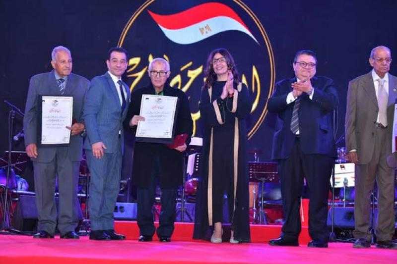 وزيرة الثقافة تشهد الاحتفال بذكرى نصر العاشر من رمضان وانطلاق برنامج «هل هلالك»