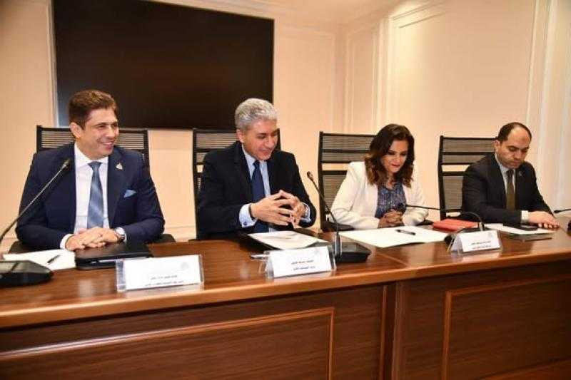 وزير السياحة والآثار يشارك في اجتماع لجنة السياحة والطيران بمجلس النواب