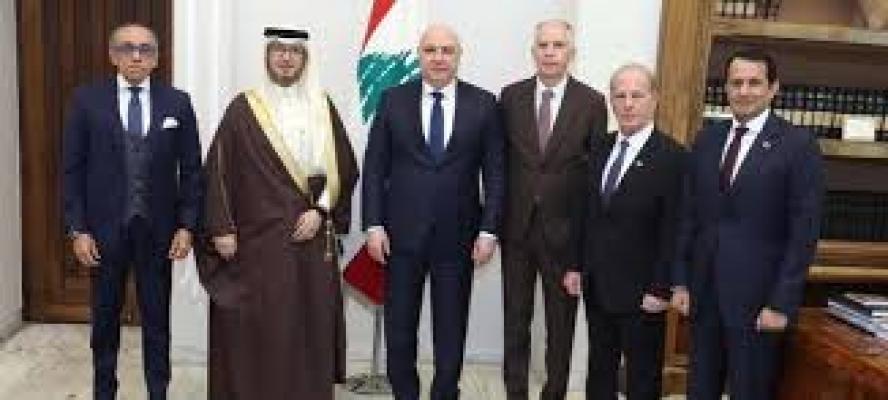 السفير المصري فى بيروت يشارك في اجتماع سفراء دول اللجنة الخماسية مع الرئيس اللبناني