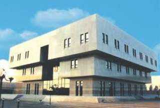 سفارة ابوظبي تهيب الالتزام بالتعليمات الأمنية الصادرة عن السلطات المعنية الاماراتية