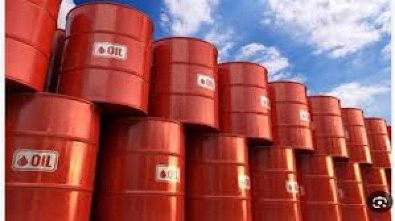 أسعار النفط تقفز 8% إلى 92.7 دولار للبرميل