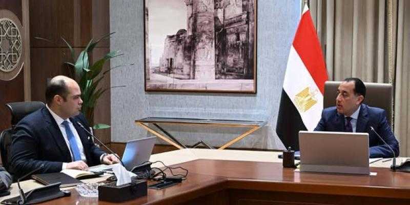 رئيس الوزراء يتابع مع رئيس جهاز حماية المنافسة عددًا من ملفات العمل