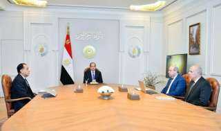 الرئيس السيسي يجتمع مع الدكتور مصطفى مدبولي  و سامح الحفني وزير الطيران المدني