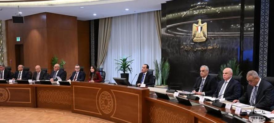 رئيس الوزراء يستعرض الموقف التنفيذي والمالي للمرحلة الأولى من المبادرة الرئاسية ”حياة كريمة”