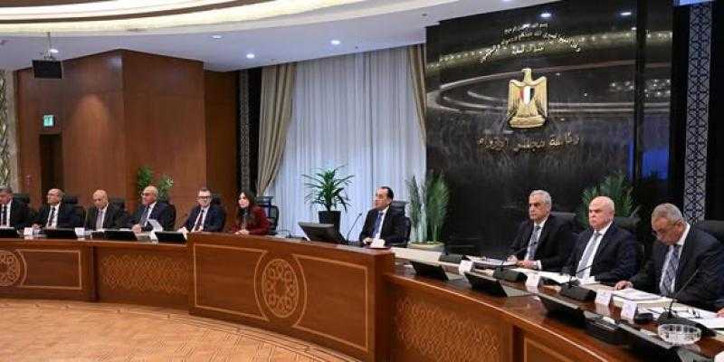 رئيس الوزراء يستعرض الموقف التنفيذي والمالي للمرحلة الأولى من المبادرة الرئاسية ”حياة كريمة”