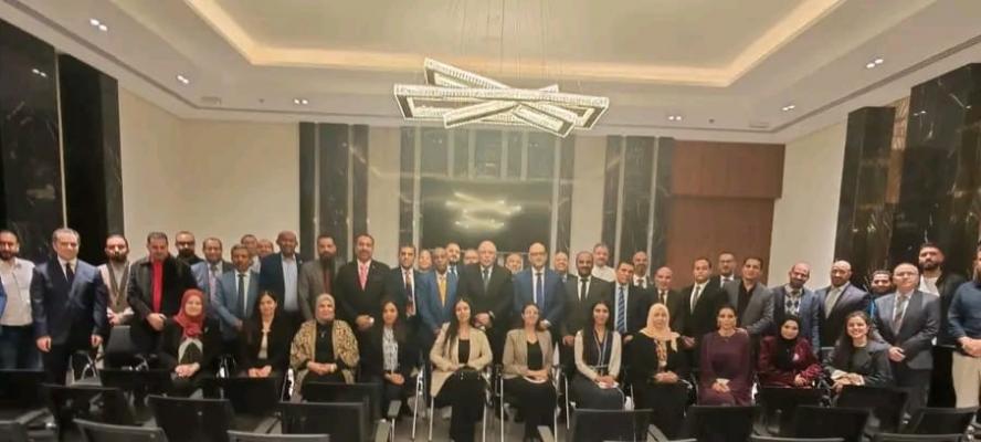 السفير المصري فى الكويت يعقد اجتماعا مع عدد من أعضاء الجالية المصرية