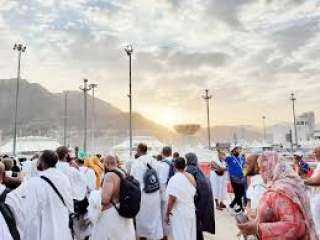 وزارة الحج والعمرة السعودية تعلن آخر مواعيد دخول ومغادرة المعتمرين إلى السعودية