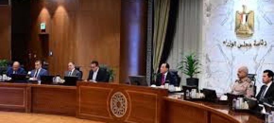 بدء اجتماع الحكومة الأسبوعى ويعقبه مؤتمراً صحفياً