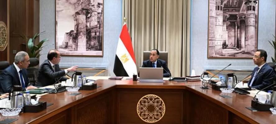 رئيس الوزراء يتابع الموقف التنفيذي لمشروع تنمية وتطوير مدينة المعرفة بالعاصمة الجديدة