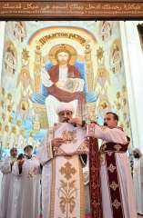 البابا تواضروس يُصلي ”قنديل” وقداس جمعة ختام الصوم في الدير البابا تواضروس يُصلي ”قنديل” وقداس جمعة ختام الصوم في الدير