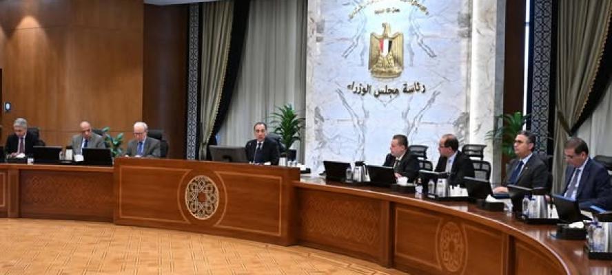 رئيس الوزراء يترأس اجتماع اللجنة المركزية لإدارة الأزمات